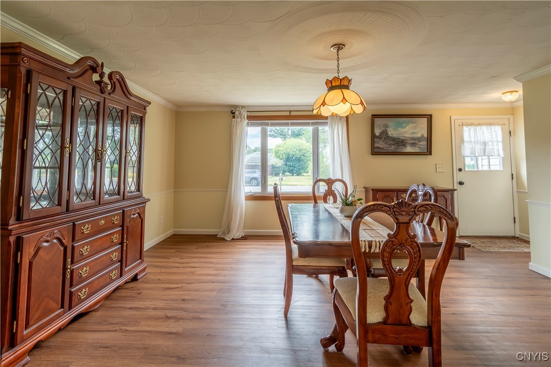 5039 Briarledge Road Syracuse, NY 13212 - Photo 4 of 43