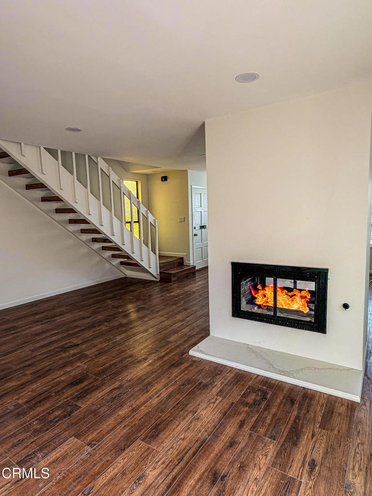 801 North M Street Oxnard, CA 93030 - Photo 2 of 15