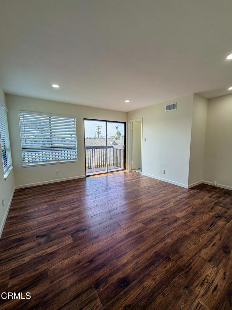 801 North M Street Oxnard, CA 93030 - Photo 9 of 15