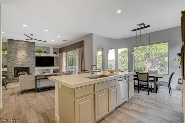 $4,800 | 49 Feather Sound Drive, Henderson, NV 89052