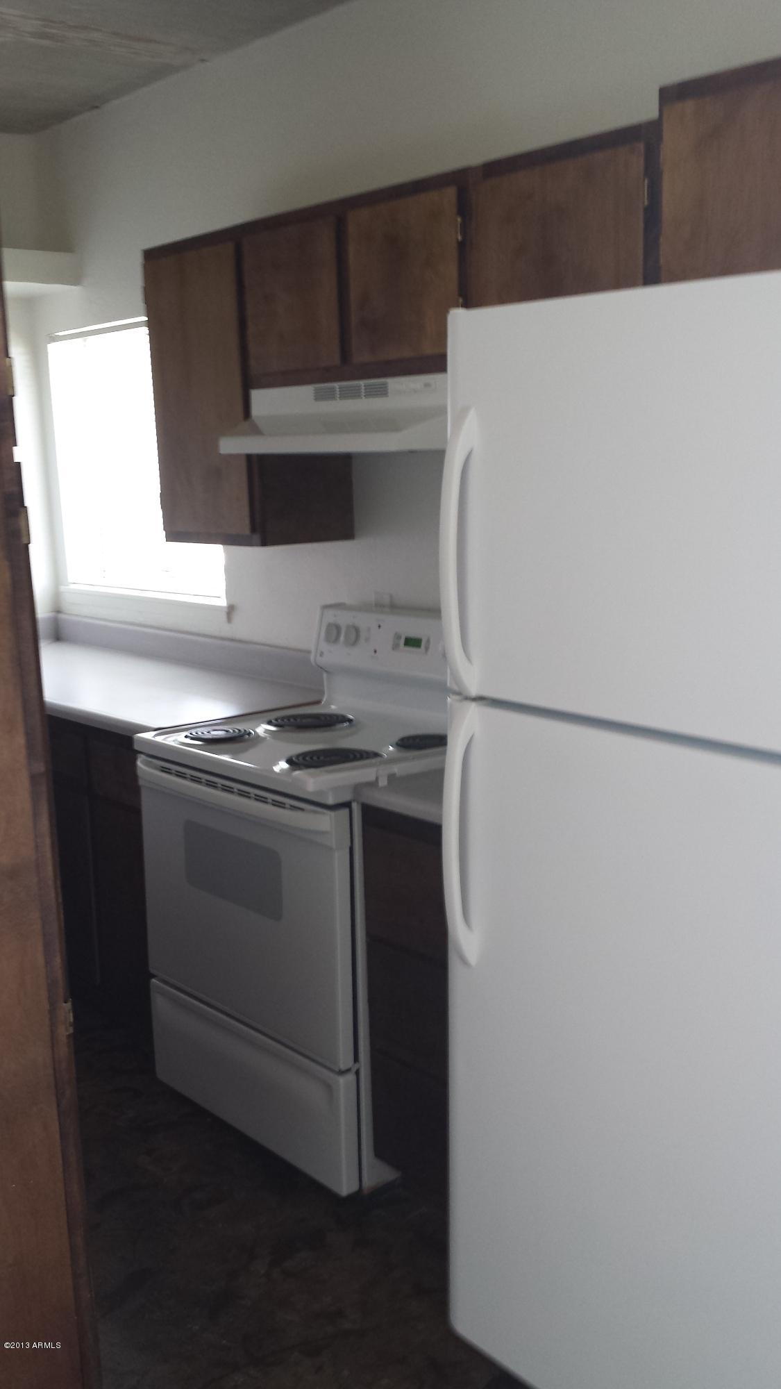 351 East Thomas Road, Unit 506 Phoenix, AZ 85012 - Photo 3 of 9 2013-08-15 12
