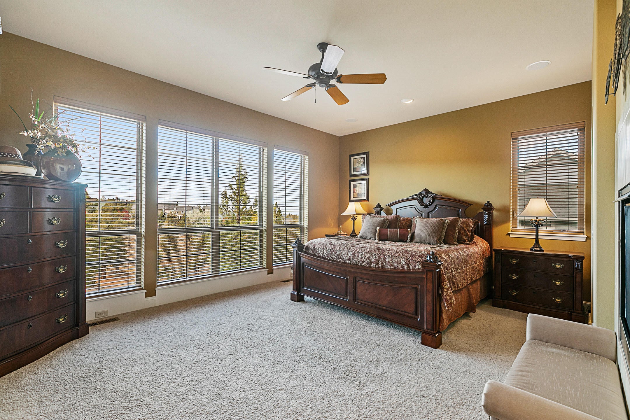 537 Highland Meadow Loop Redmond, OR 97756 - Photo 16 of 35 Master Suite - Views