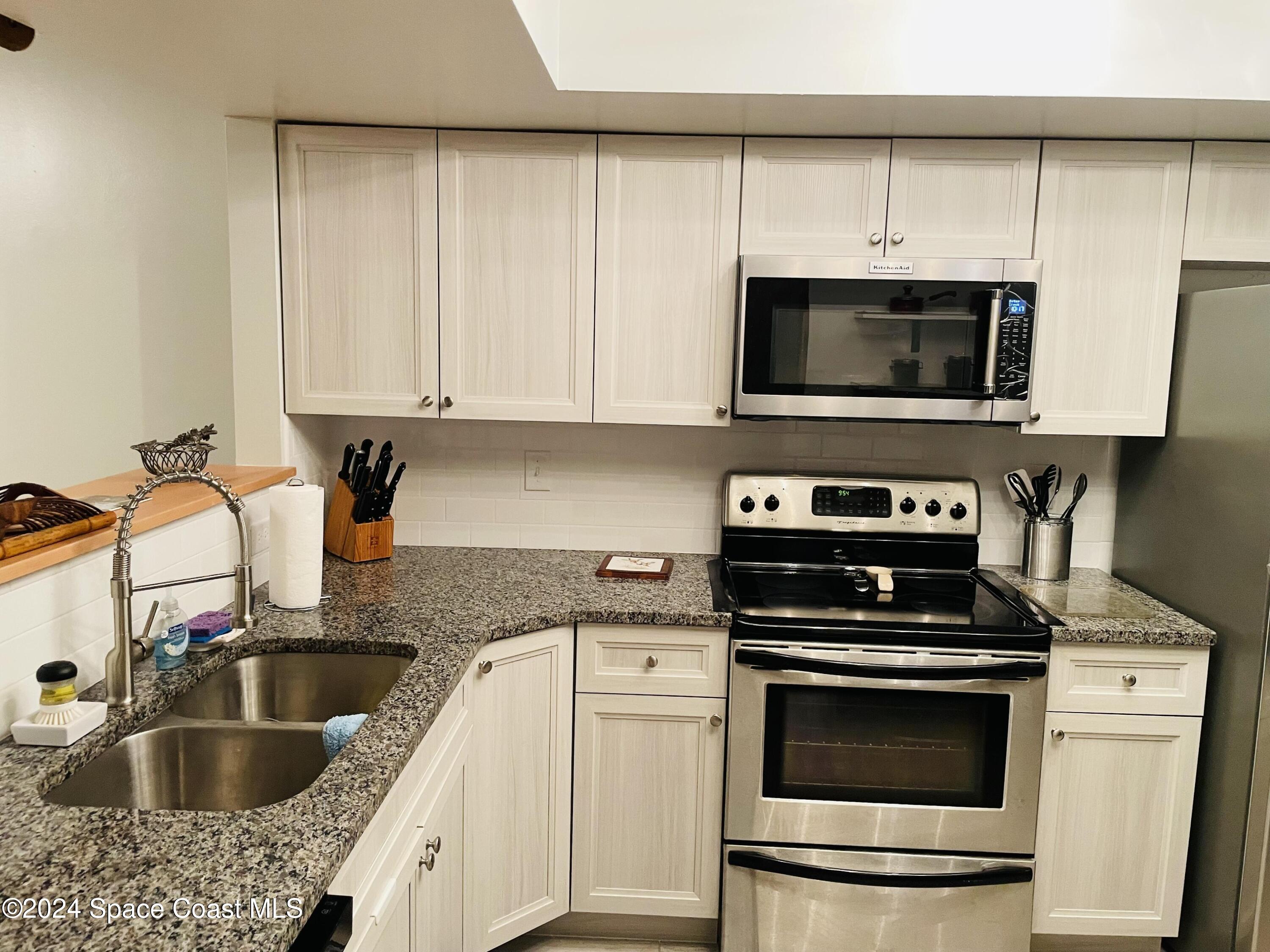 159 Queens Court Satellite Beach, FL 32937 - Photo 12 of 14 14