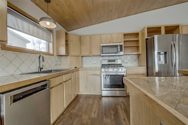 $1,599,000 | 383 West Coyote Drive, Silverthorne, CO 80498