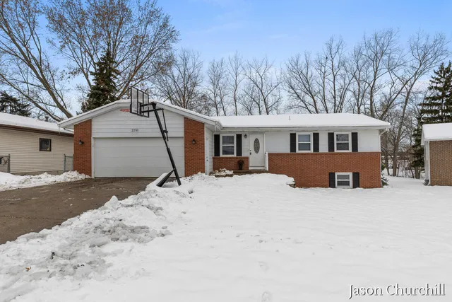 $367,400 | 2781 Bluewater Lane Southwest, Grandville, MI 49418
