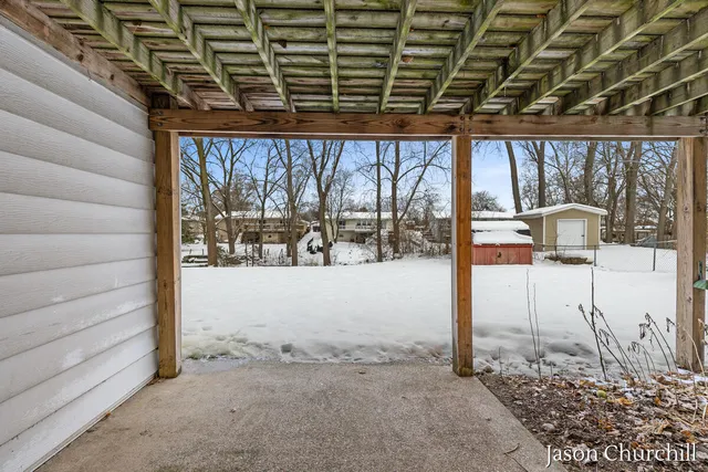 $367,400 | 2781 Bluewater Lane Southwest, Grandville, MI 49418