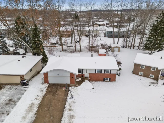 $367,400 | 2781 Bluewater Lane Southwest, Grandville, MI 49418