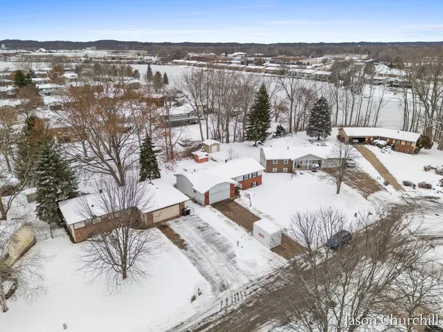 $367,400 | 2781 Bluewater Lane Southwest, Grandville, MI 49418