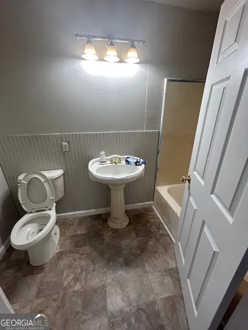 $2,100 | 270 South Myrtle Street, Wrightsville, GA 31096