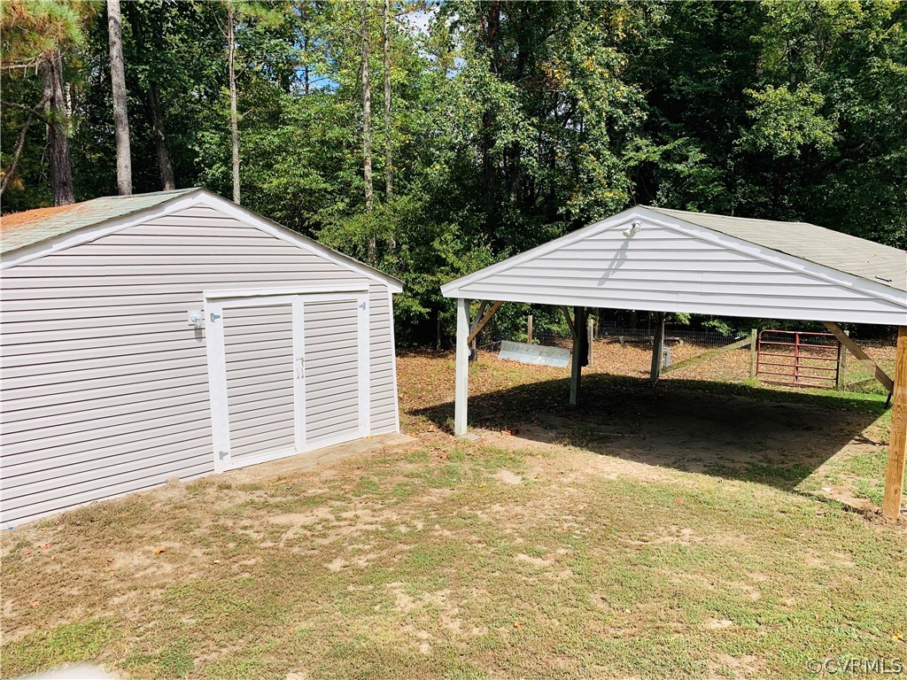 10149 Courthouse Road Dinwiddie, VA 23841 - Photo 16 of 49 Gallery Image 16