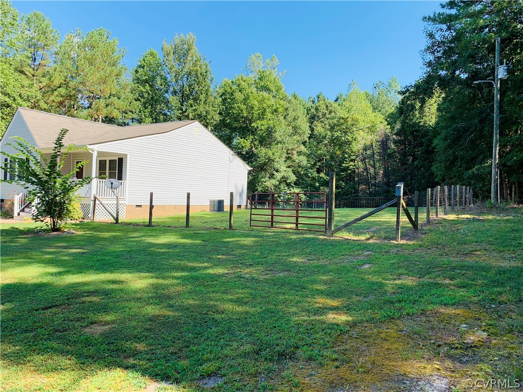 10149 Courthouse Road Dinwiddie, VA 23841 - Photo 8 of 49 Gallery Image 8