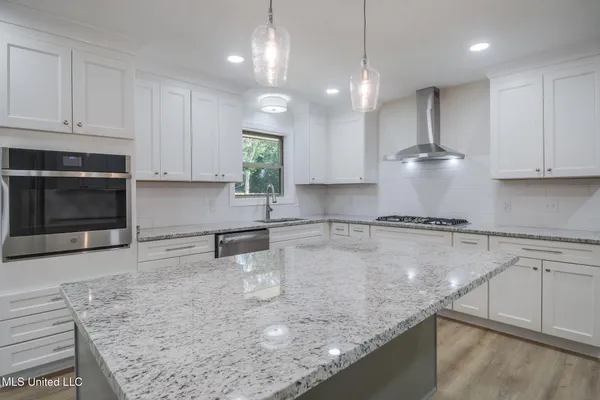 $469,999 | 306 Westview Drive, Biloxi, MS 39531