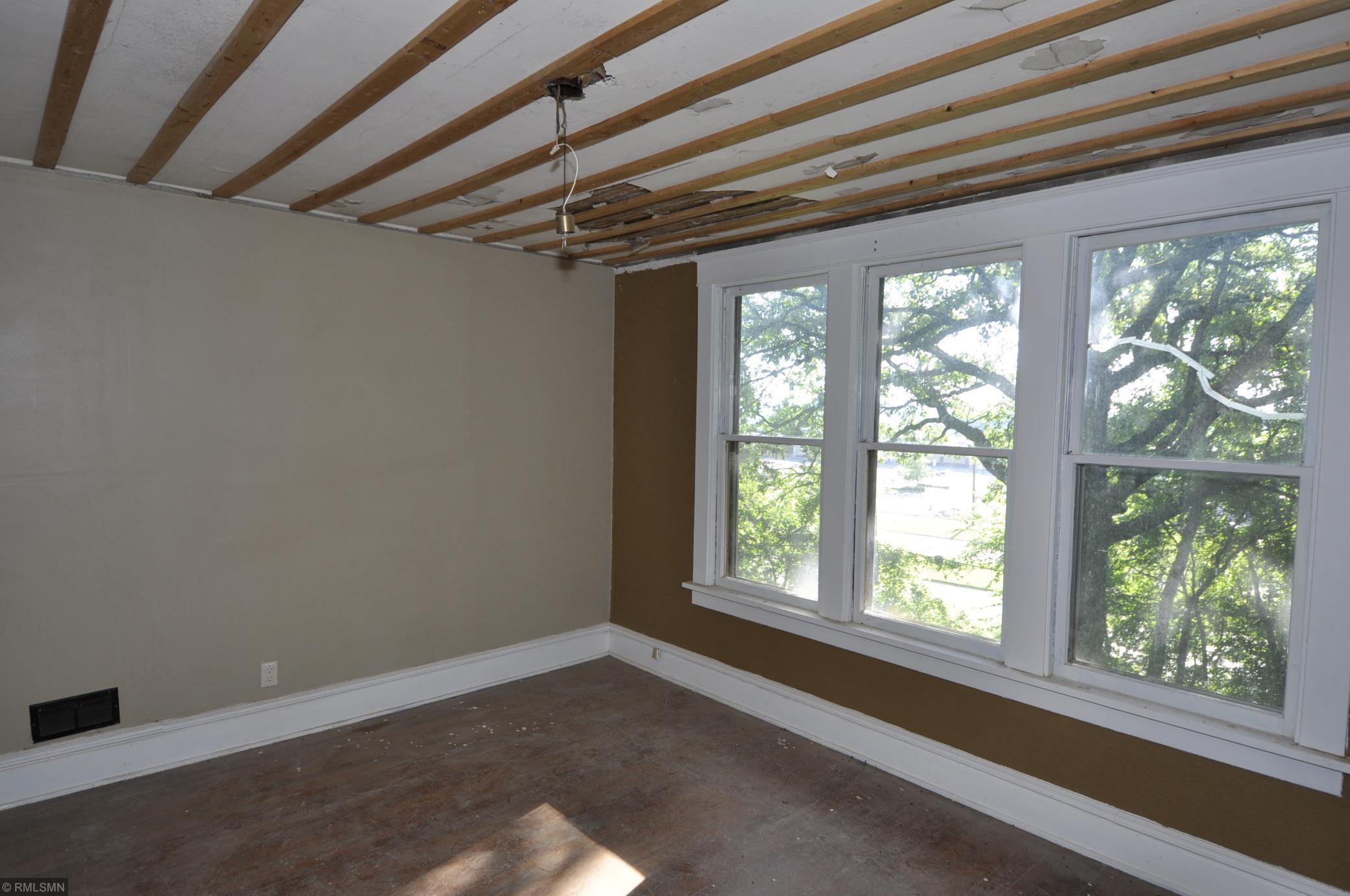 2705 Broadway Avenue South Rochester, MN 55902 - Photo 4 of 17
