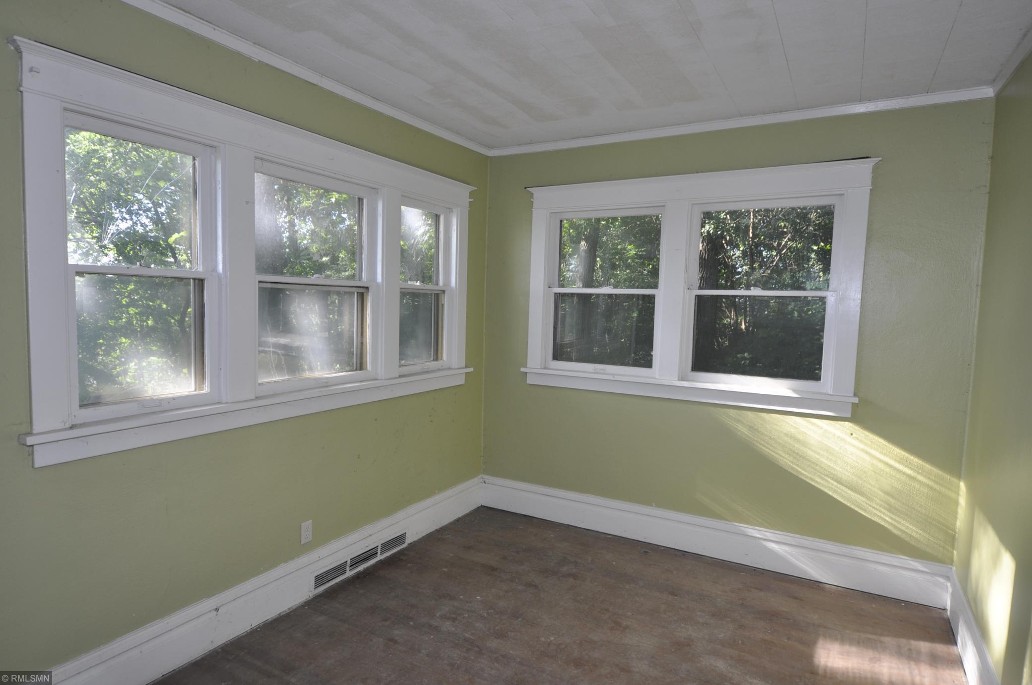 2705 Broadway Avenue South Rochester, MN 55902 - Photo 9 of 17
