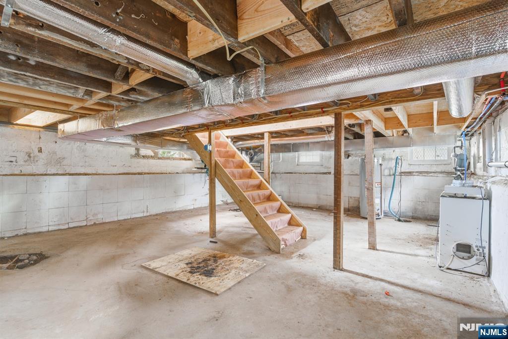 307 Hillside Avenue Nutley, NJ 07110 - Photo 15 of 19