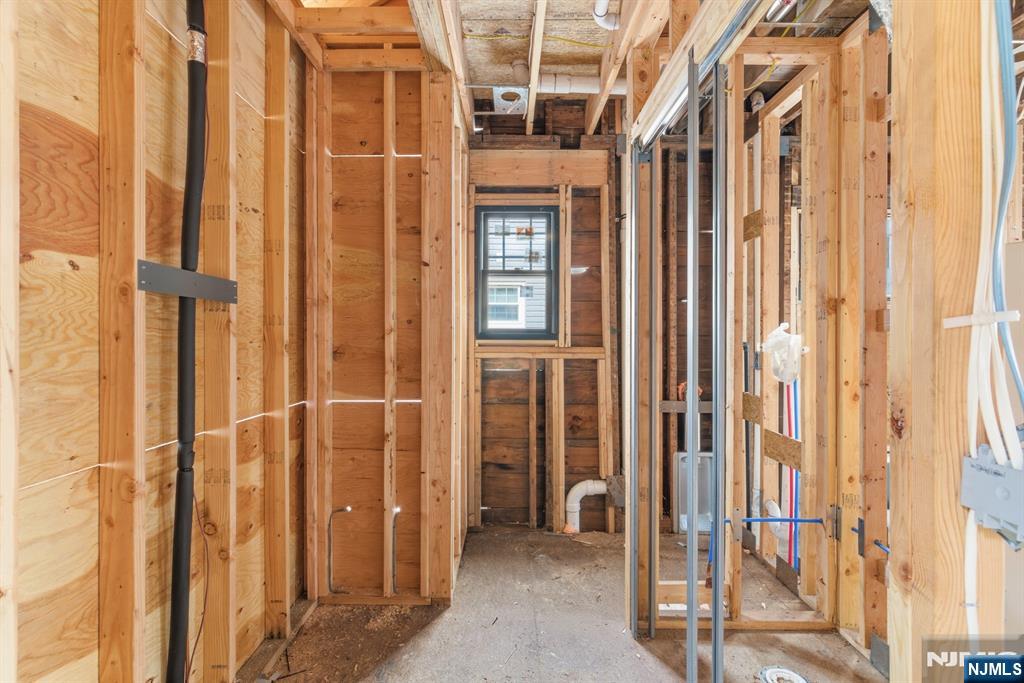 307 Hillside Avenue Nutley, NJ 07110 - Photo 9 of 19