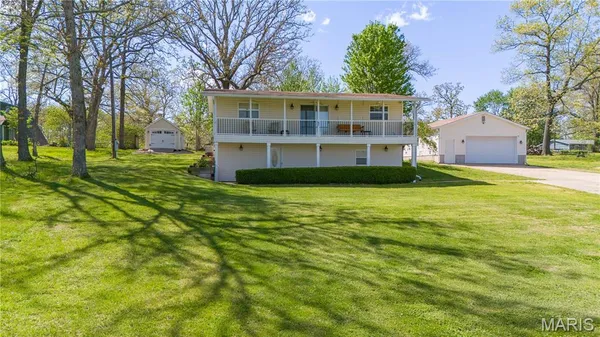 $239,000 | 1287 Lakeshore Drive, Cuba, MO 65453