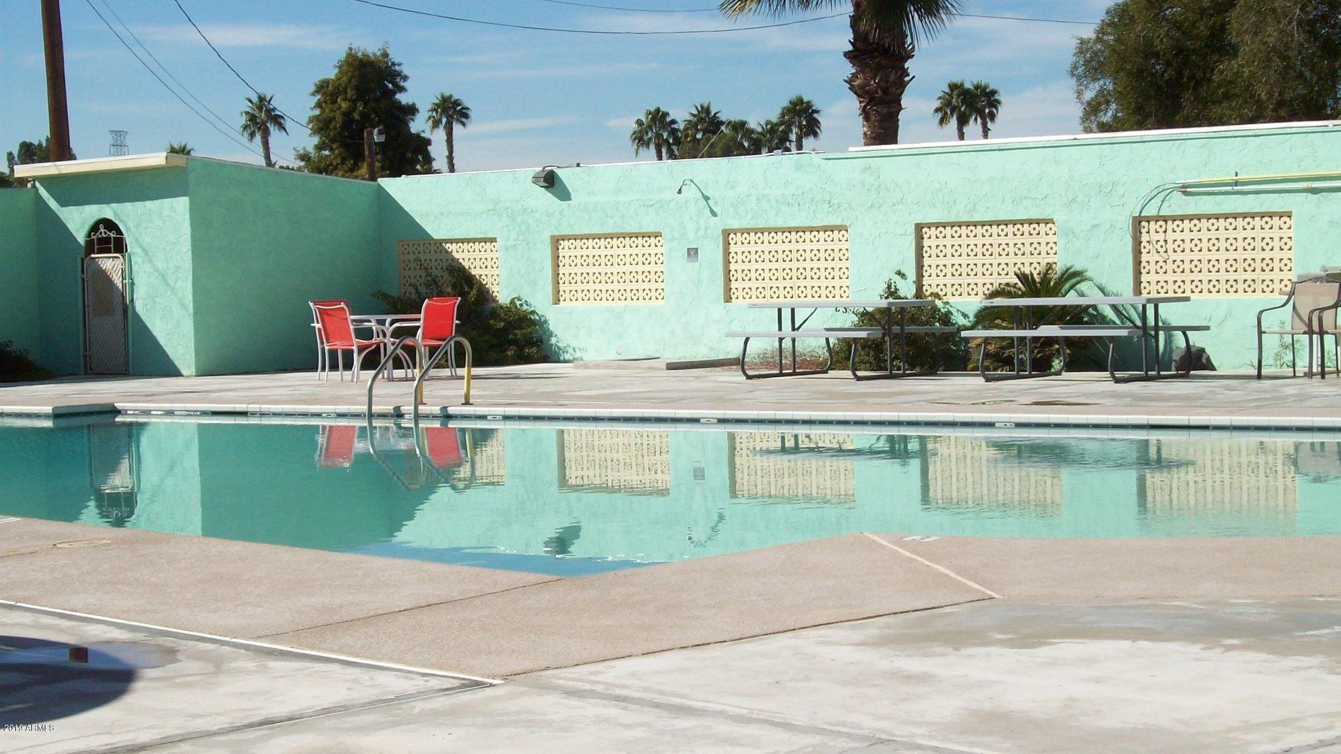 19221 North Pierson Road Sun City, AZ 85373 - Photo 36 of 40 101_8208