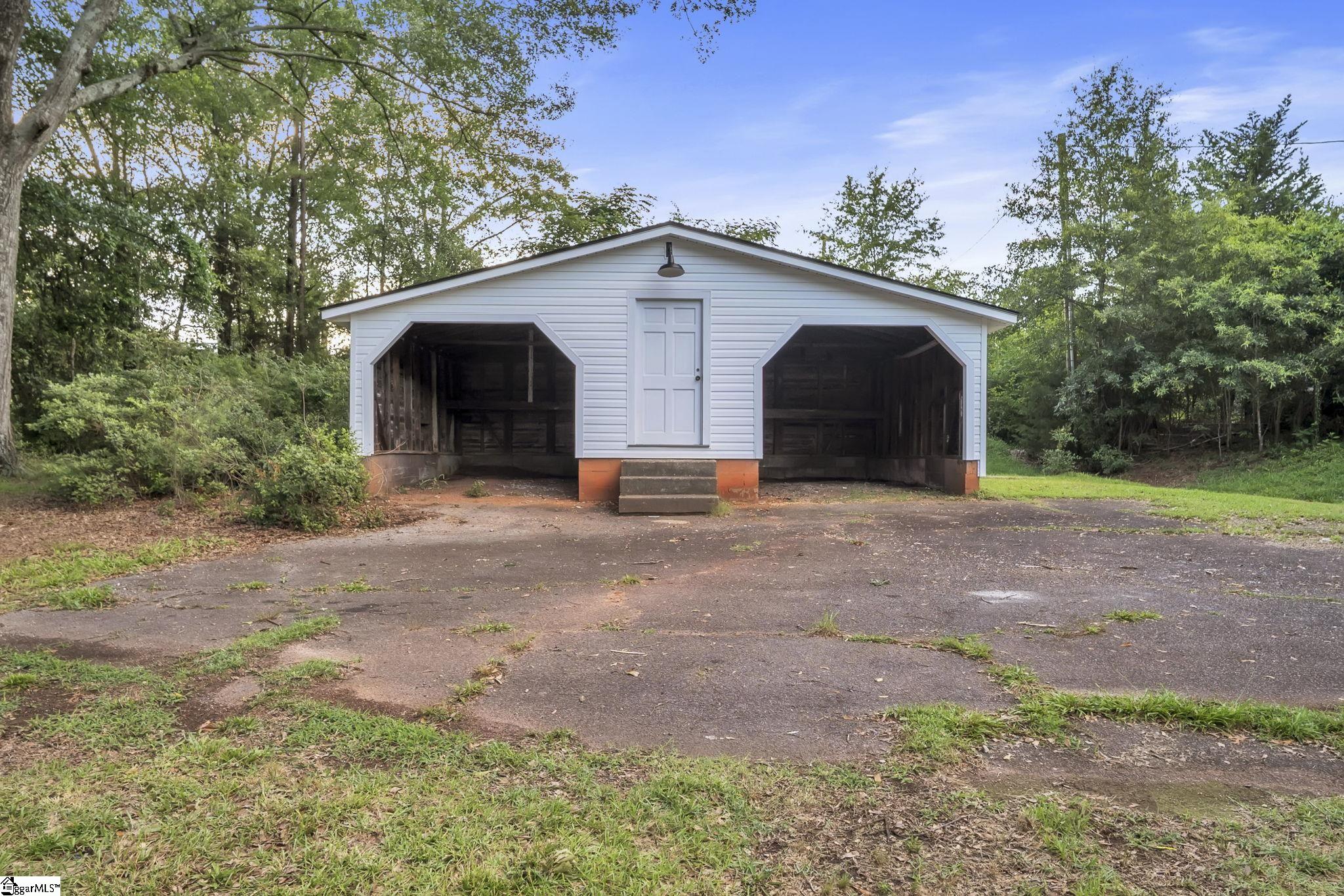 513 Shiloh Road Seneca, SC 29678 - Photo 24 of 32 Double Carport, equipment shed