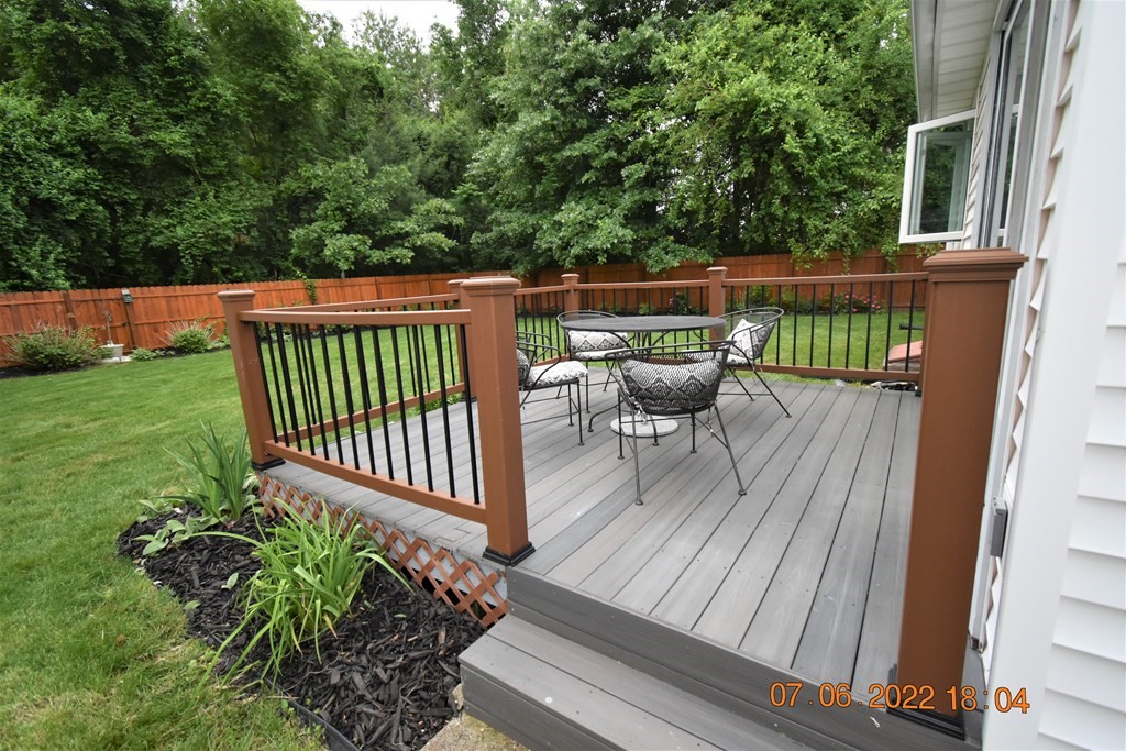 21 Radner Street Springfield, MA 01129 - Photo 12 of 32 Gallery Image 12