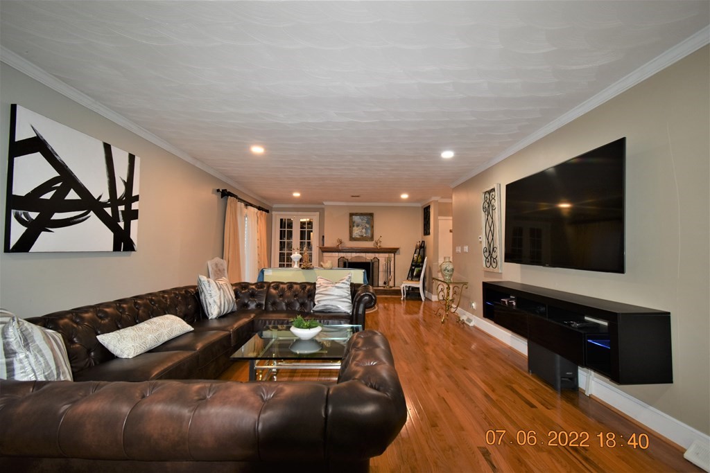 21 Radner Street Springfield, MA 01129 - Photo 15 of 32 Gallery Image 15