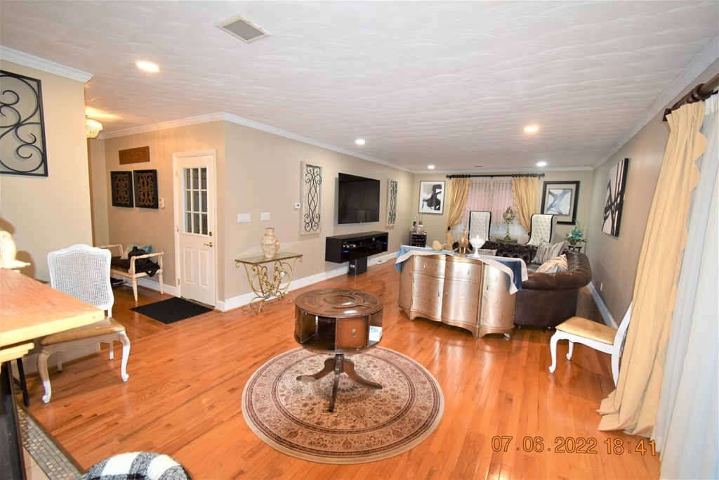 21 Radner Street Springfield, MA 01129 - Photo 18 of 32 Gallery Image 18