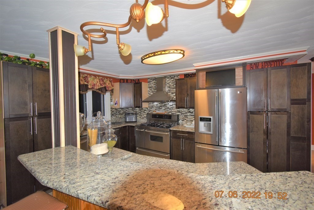 21 Radner Street Springfield, MA 01129 - Photo 22 of 32 Gallery Image 22