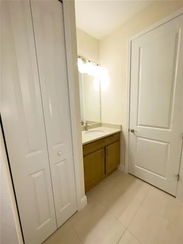 $2,800 | 117 Van Gogh Cove, Bradenton, FL 34212