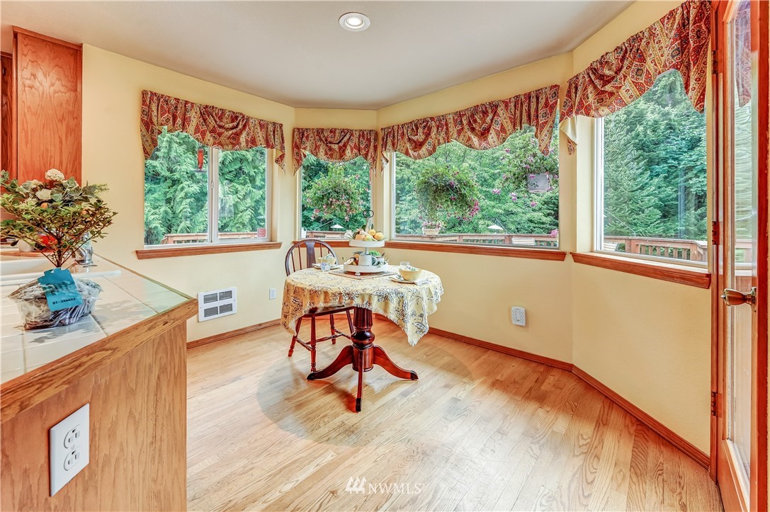 13521 Dubuque Road Snohomish, WA 98290 - Photo 12 of 40 Gallery Image 12