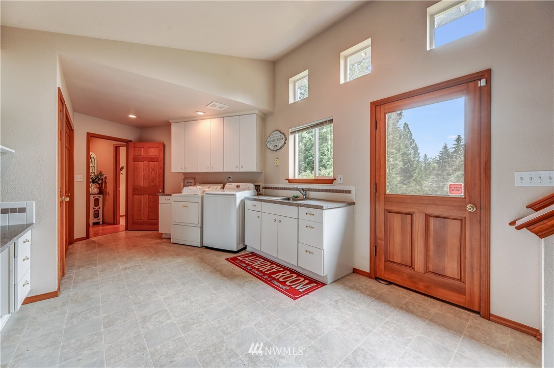 13521 Dubuque Road Snohomish, WA 98290 - Photo 19 of 40 Gallery Image 19