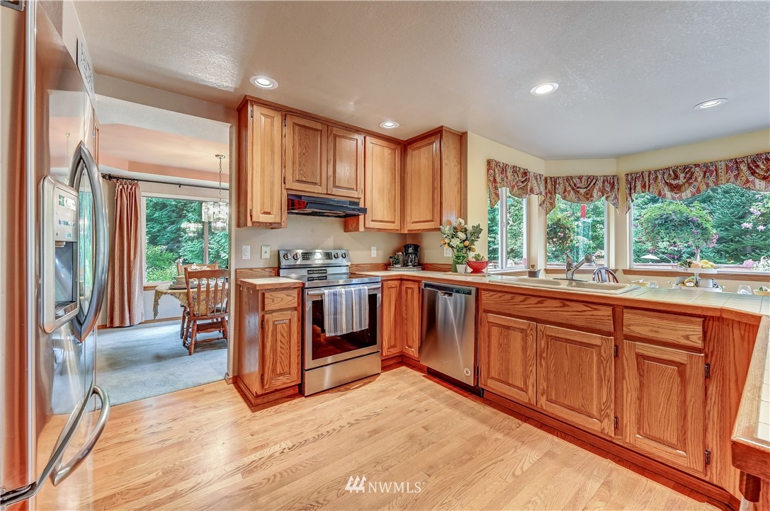 13521 Dubuque Road Snohomish, WA 98290 - Photo 10 of 40 Gallery Image 10