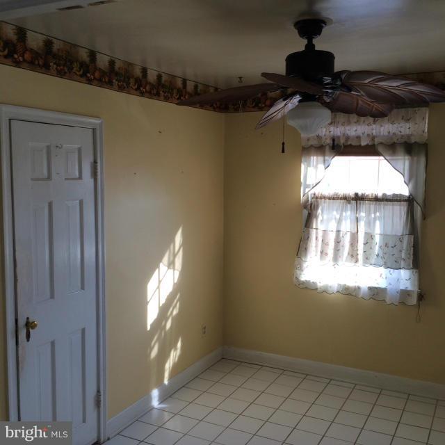 3305 Willoughby Road Baltimore, MD 21234 - Photo 3 of 7 Breakfast Room