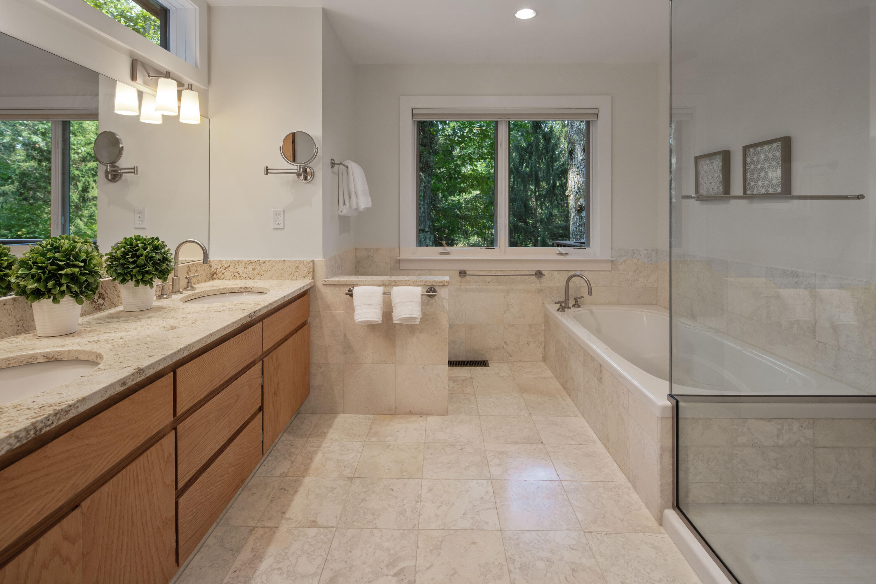 191 Parish Road New Canaan, CT 06840 - Photo 15 of 27 191 Parish Rd, New Canaan, CT 06840-29