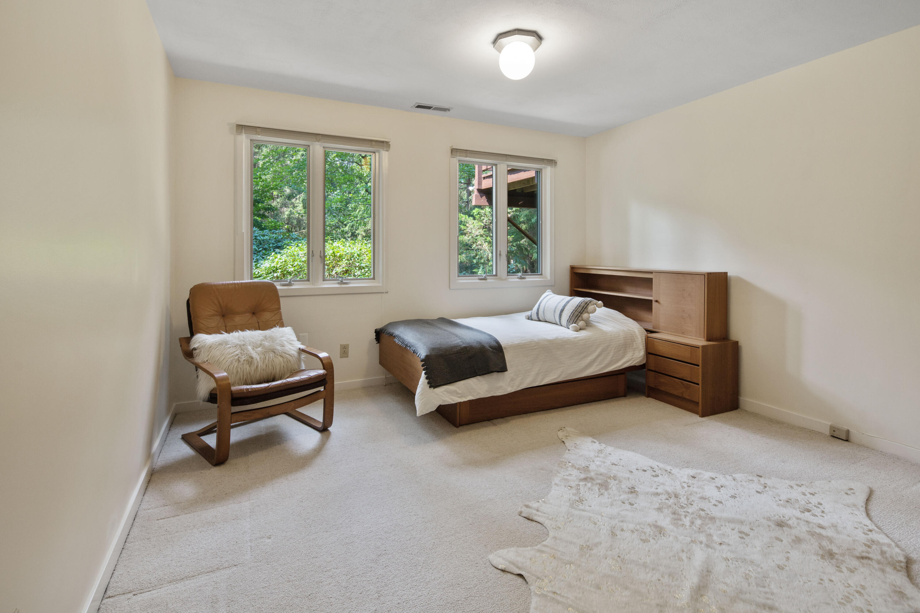 191 Parish Road New Canaan, CT 06840 - Photo 22 of 27 191 Parish Rd, New Canaan, CT 06840-39
