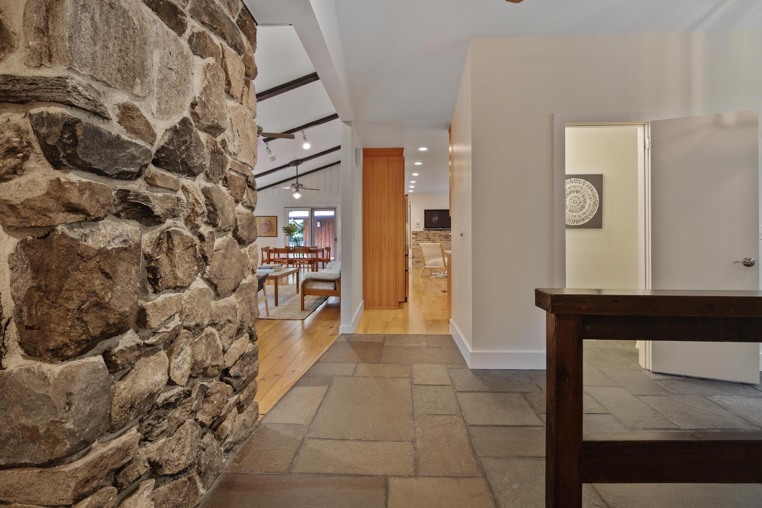 191 Parish Road New Canaan, CT 06840 - Photo 4 of 27 191 Parish Rd, New Canaan, CT 06840-7