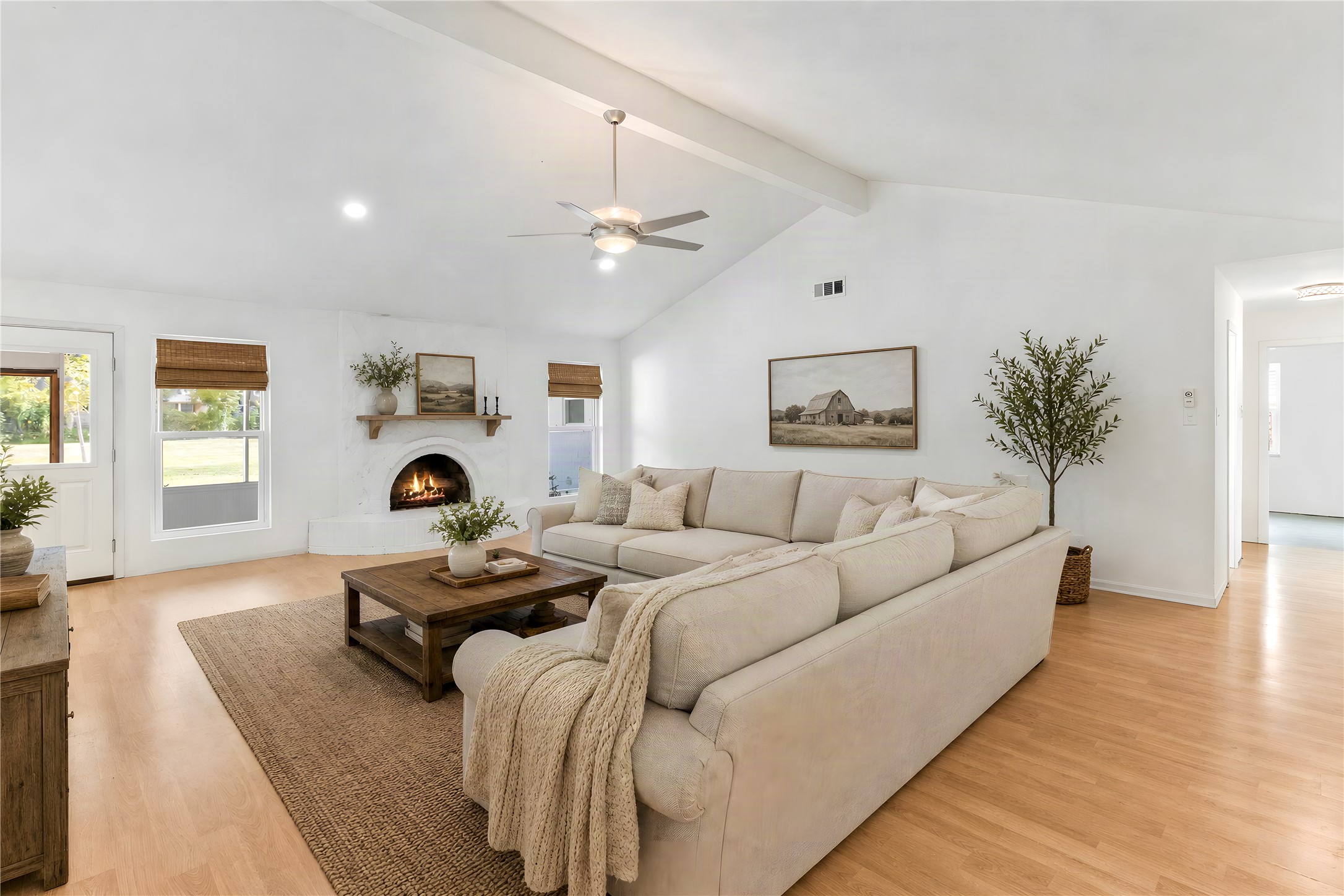 1430 N Road Lake Jackson, TX 77566 - Photo 17 of 46 VIRTUALLY RENOVATED AND STAGED to help you envision the possibilities and see what this home could look like with your personal touch!
