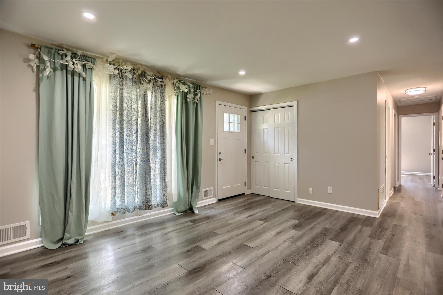 573 Rita Drive Odenton, MD 21113 - Photo 7 of 49
