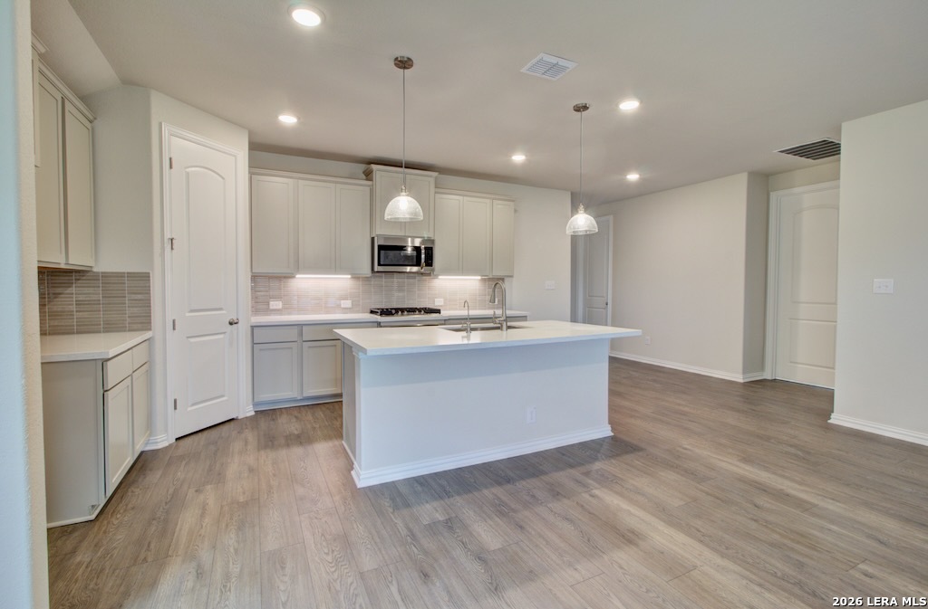 2137 Shepards Street Seguin, TX 78155 - Photo 4 of 23