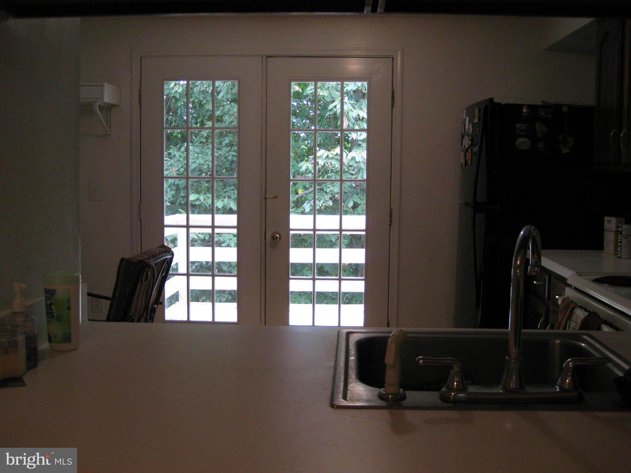 1941 Belmont Ridge Court Reston, VA 20191 - Photo 8 of 26 Kitchen
