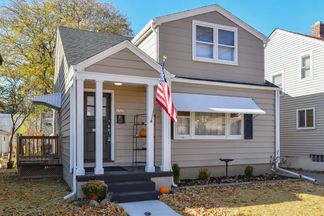 $259,900 | 1725 South 88th Street, Milwaukee, WI 53214