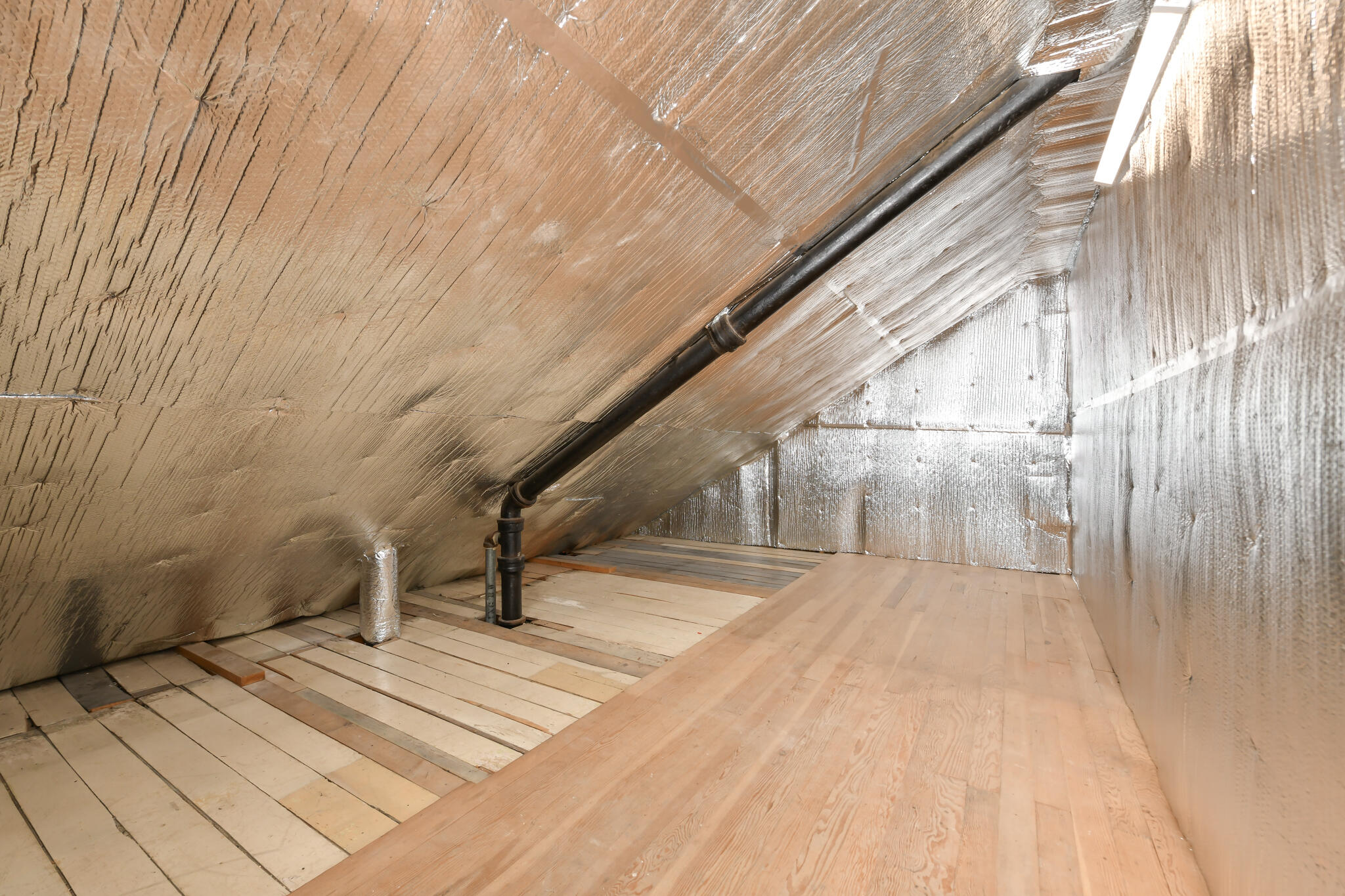 1725 South 88th Street Milwaukee, WI 53214 - Photo 25 of 35 Upper storage area