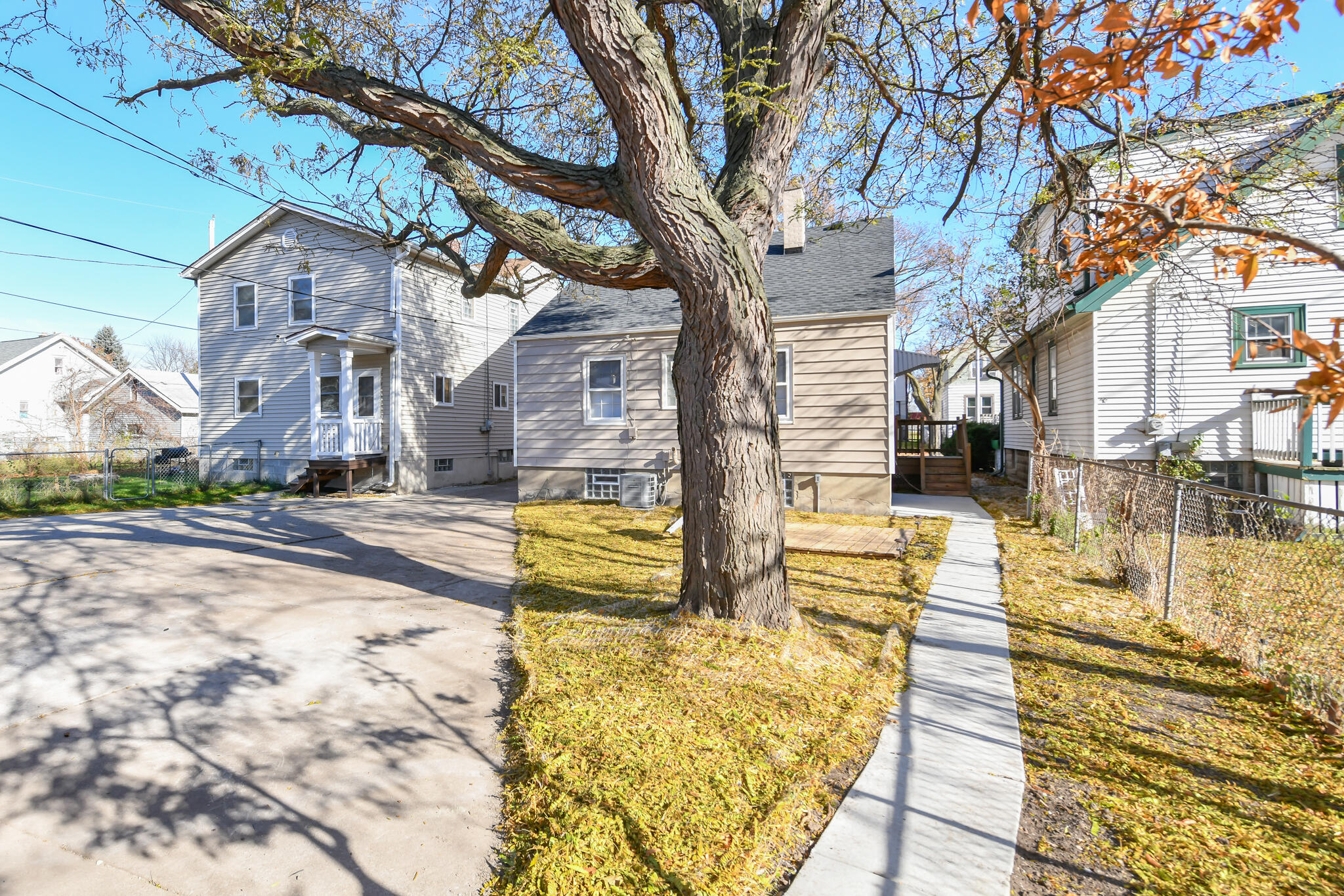 1725 South 88th Street Milwaukee, WI 53214 - Photo 30 of 35 Rear view