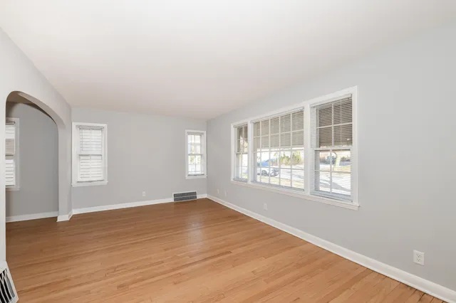 $259,900 | 1725 South 88th Street, Milwaukee, WI 53214