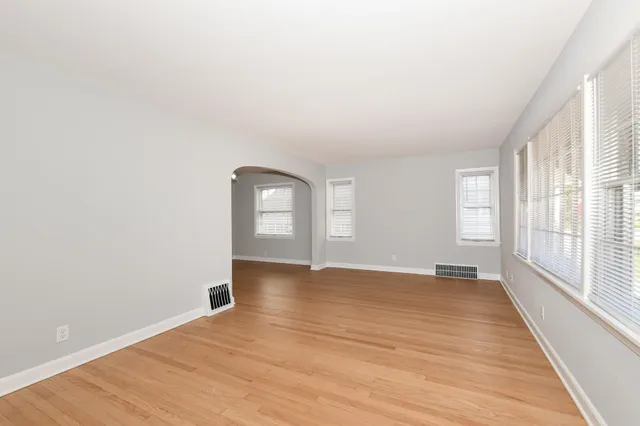 $259,900 | 1725 South 88th Street, Milwaukee, WI 53214