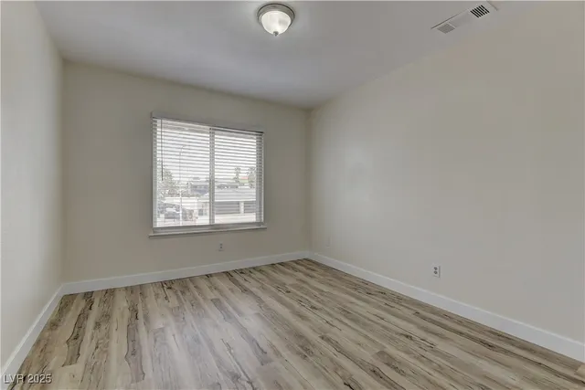 $2,364 | 1678 East Hacienda Avenue, Las Vegas, NV 89119