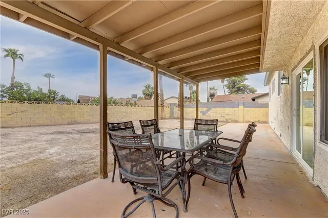$2,364 | 1678 East Hacienda Avenue, Las Vegas, NV 89119