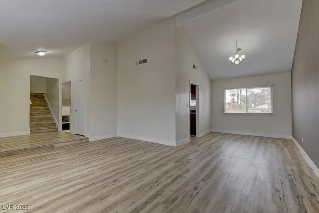 $2,364 | 1678 East Hacienda Avenue, Las Vegas, NV 89119