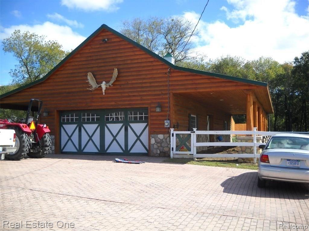 garage.JPG