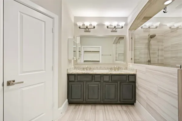 $3,700 | 6723 Sussex Manor Street, Houston, TX 77055
