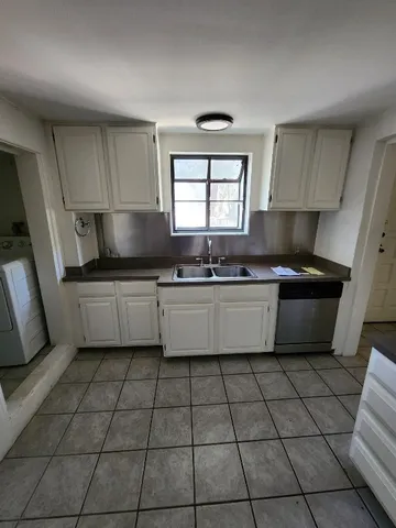 $1,099,000 | 850 Forest View Drive, West Lake Hills, TX 78746